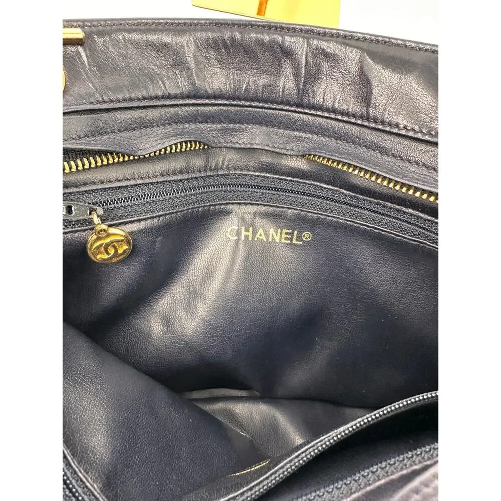 Vintage Chanel Bicolor Red Navy Quilted Lambskin Shoulder Bag Gold CC Charm